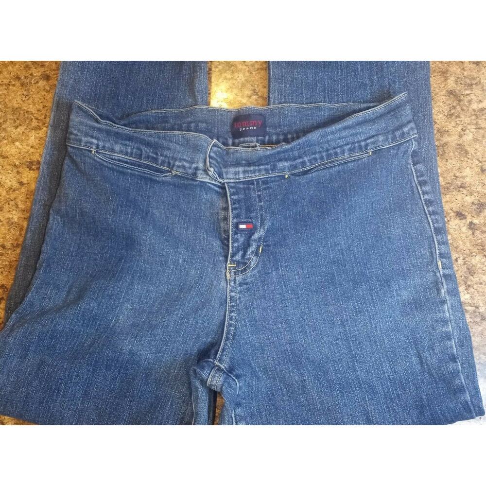 Tommy Jeans Vintage 2002 Light-Medium Wash No Back Pockets Size 9